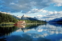 Maligne Lake