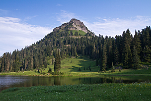 Tipsoo Lake