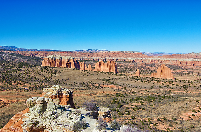 Upper Cathedral Valley Overlook